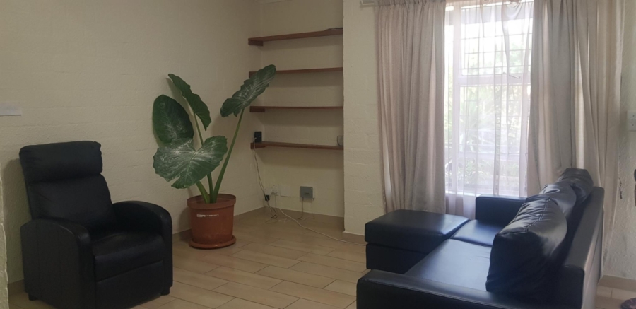 To Let 2 Bedroom Property for Rent in Table View Western Cape